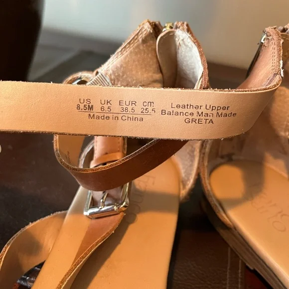 Franco Sarto Brown Sandals Minimalist Design - Picture 2 of 4